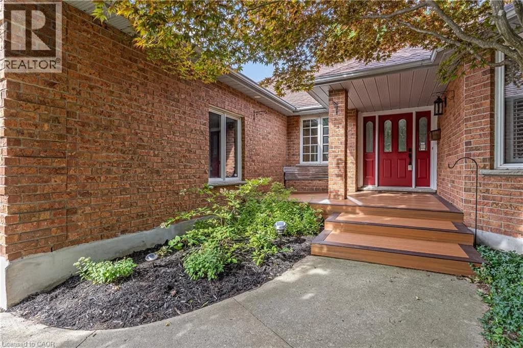 372 GATESTONE Boulevard — photo 3 of 43