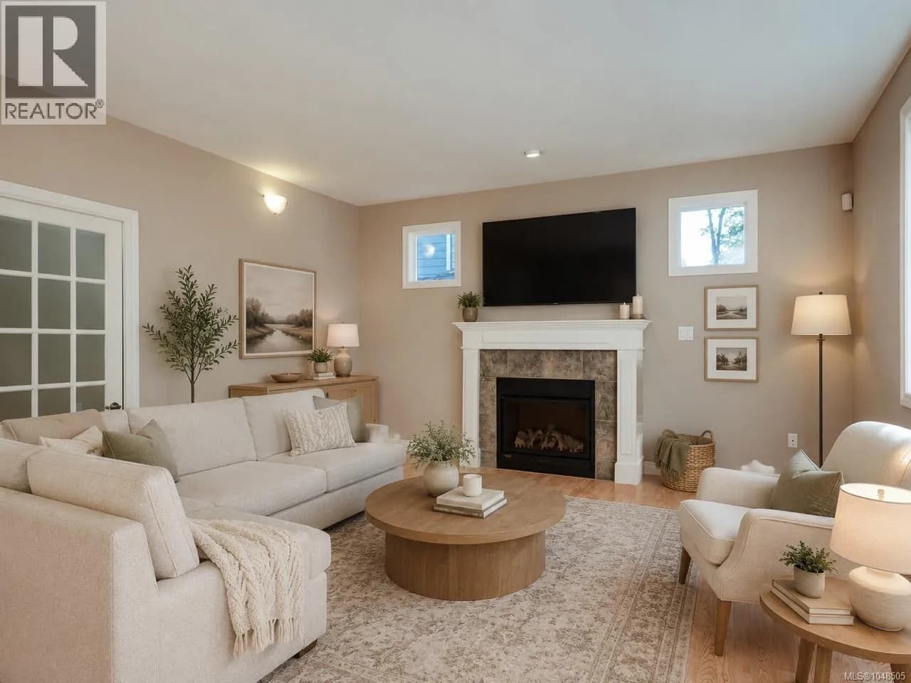 809 Rogers Way — photo 5 of 39