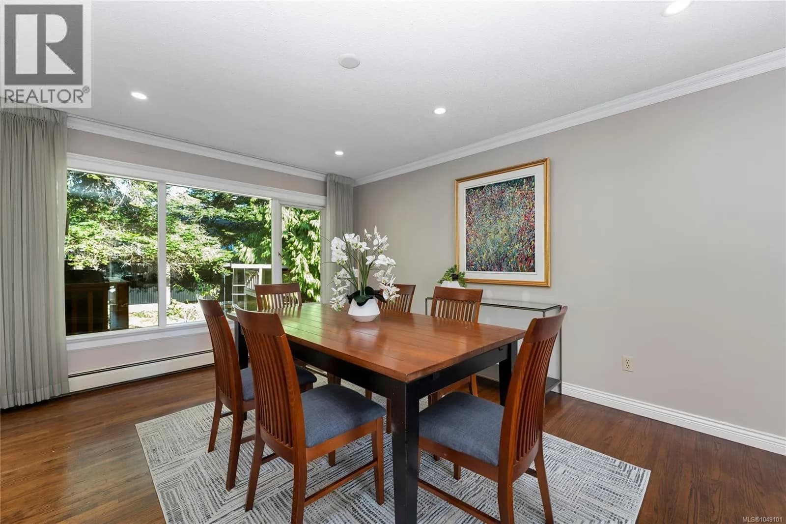 4052 Ebony Pl — photo 3 of 44