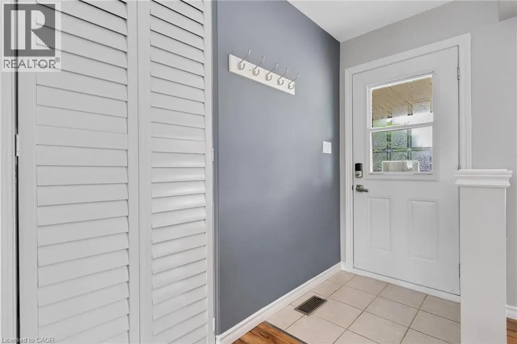 744 BIRCHWOOD Avenue — photo 5 of 35