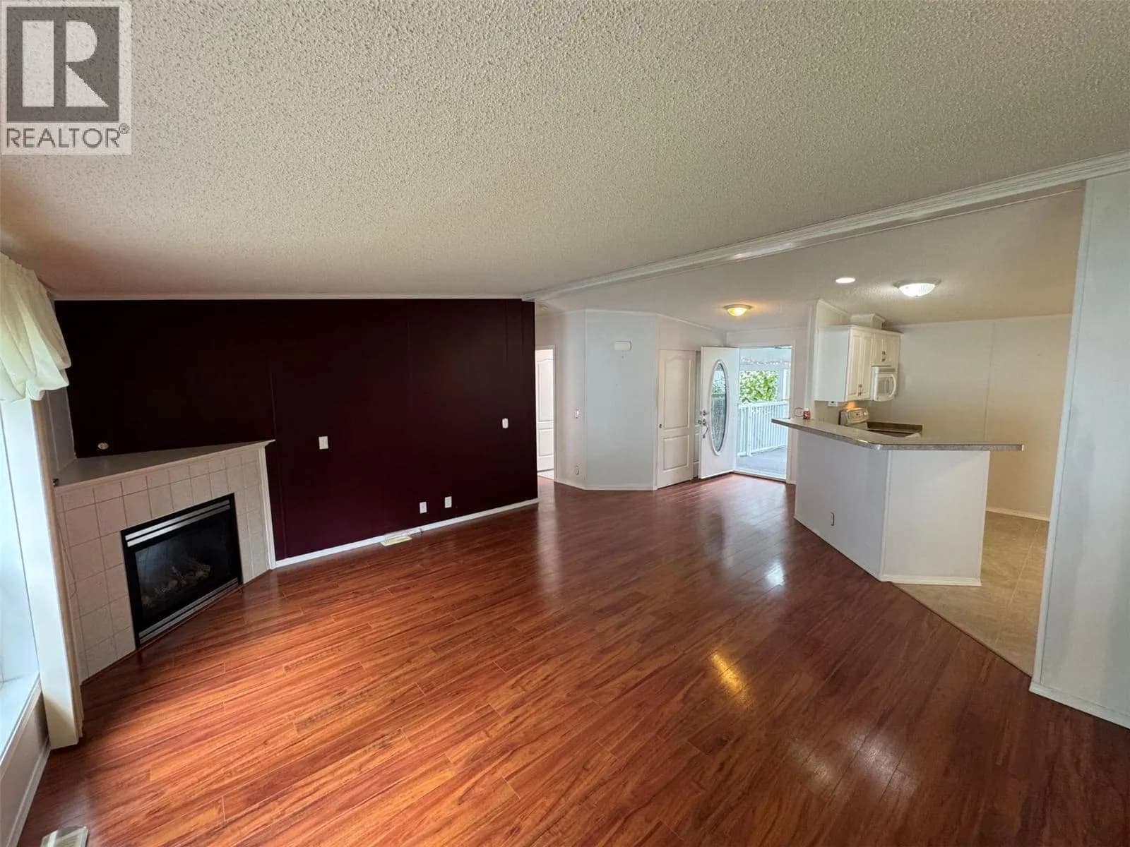5455 Almond Gardens Road Unit# E4 — photo 3 of 39
