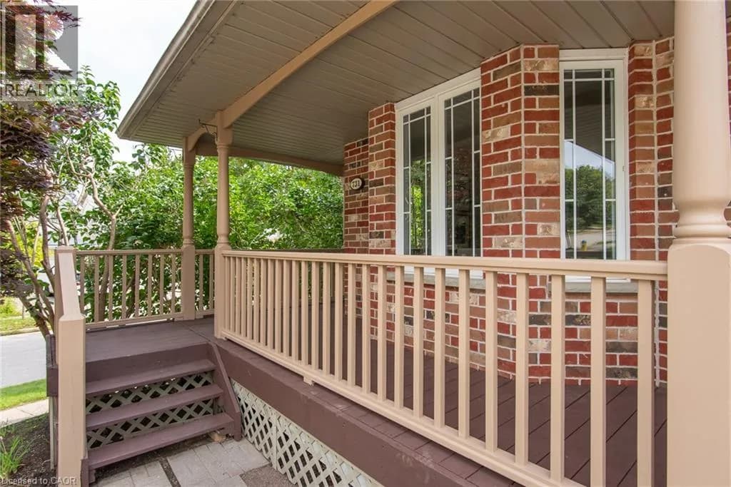 731 BUTTERNUT Avenue — photo 4 of 50