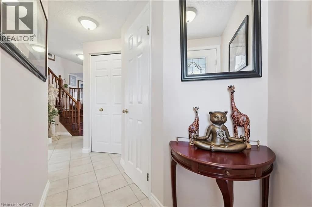 86 BRIDLEWREATH Street — photo 5 of 18