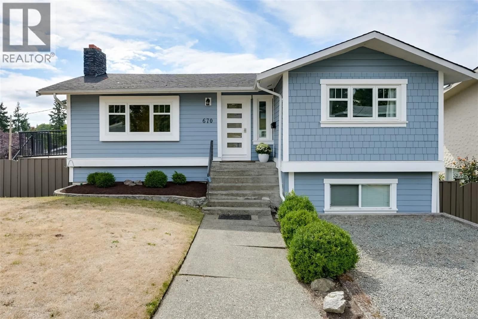 670 Polyanthus Cres — photo 2 of 61