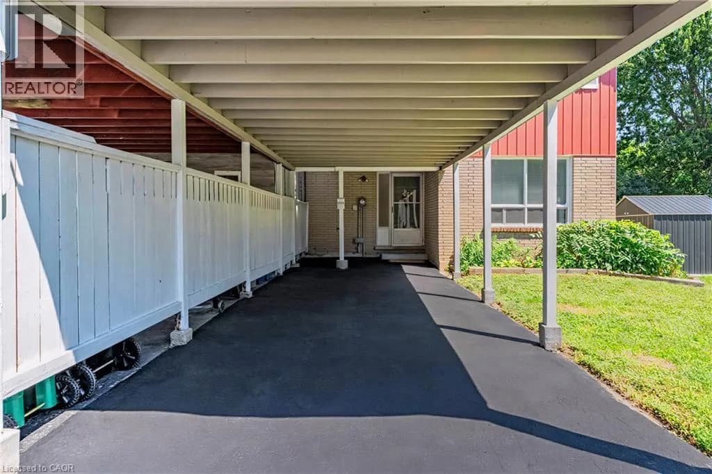 506 LONELM Court Unit# A — photo 2 of 34