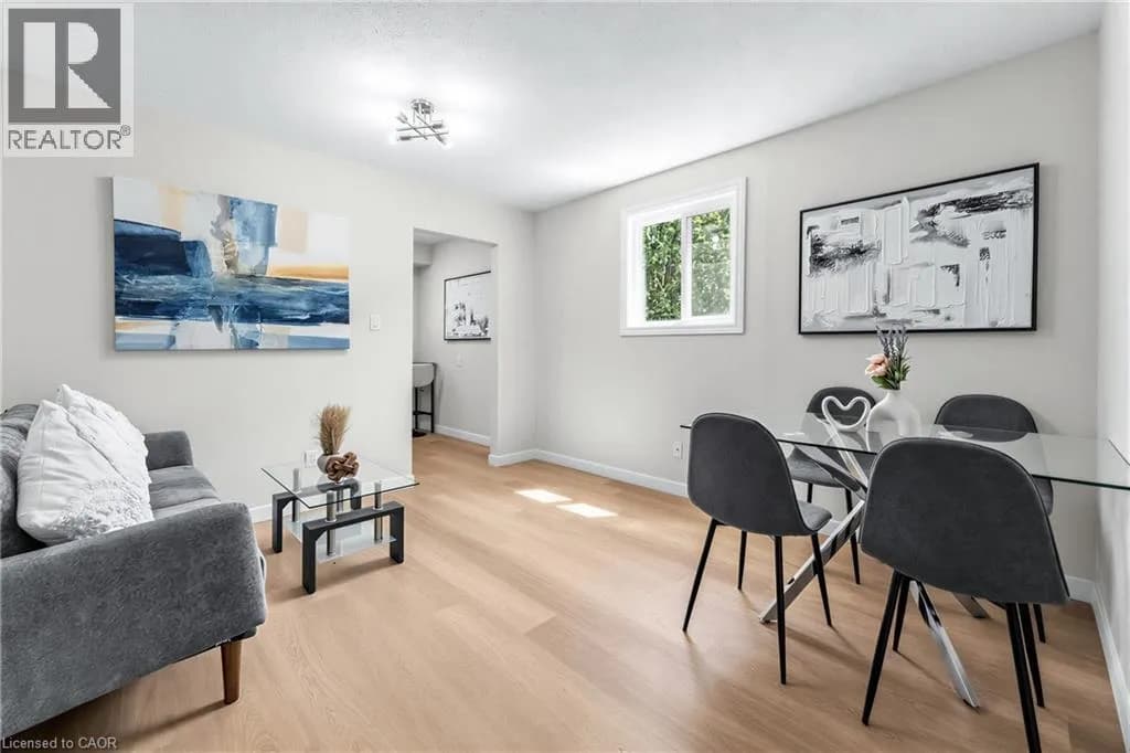 506 LONELM Court Unit# A — photo 4 of 34