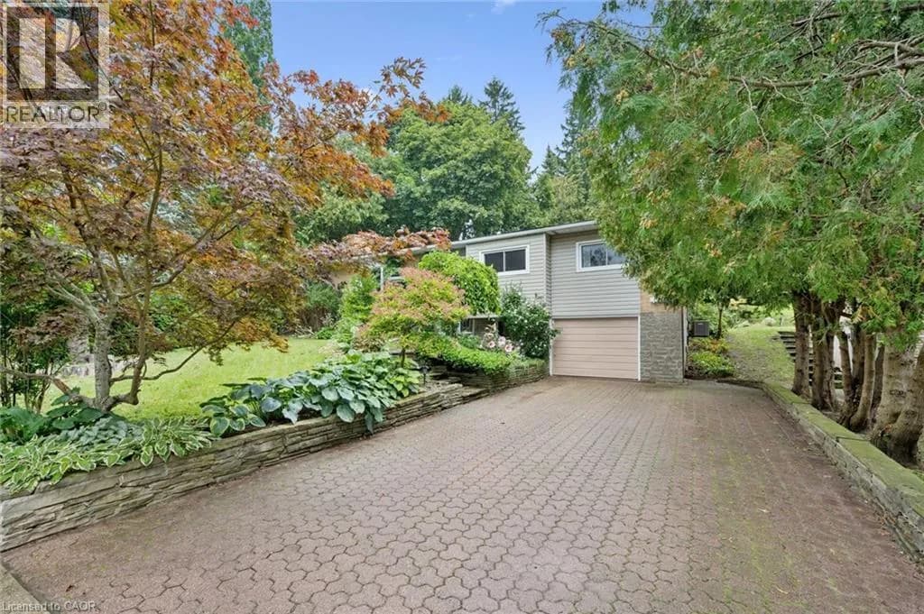 100 FOREST HILL Drive — photo 3 of 39