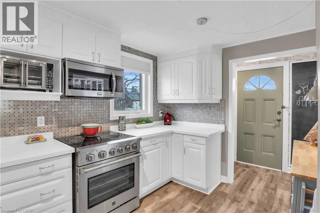 296 WEBER Street E — photo 4 of 40