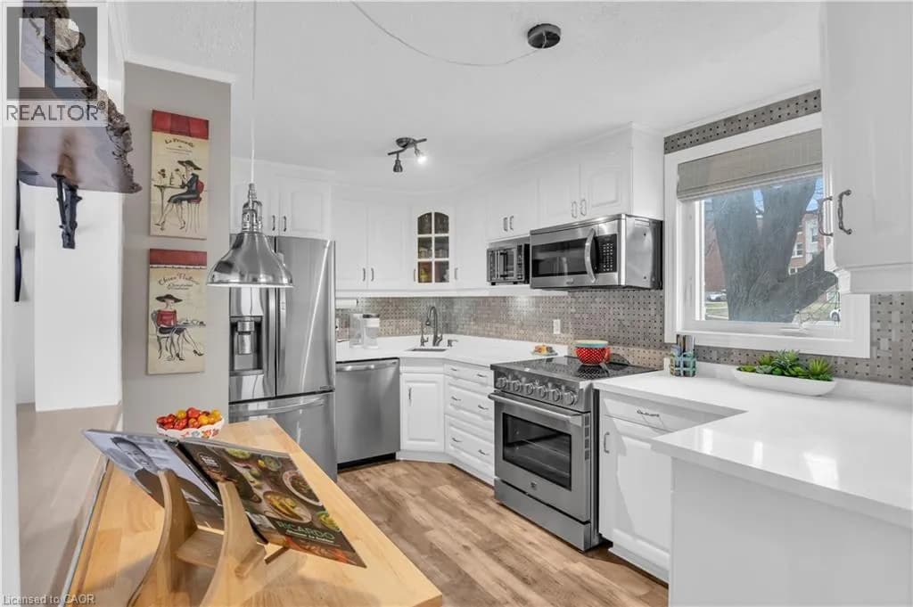 296 WEBER Street E — photo 5 of 40