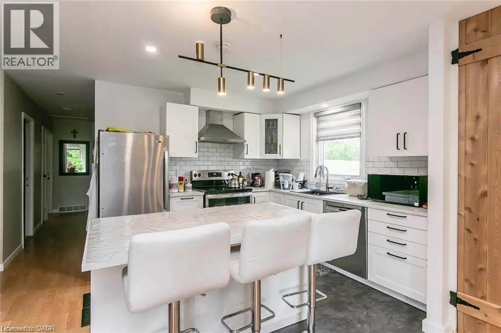 274 NORTHLAKE Drive Unit# B — photo 4 of 21