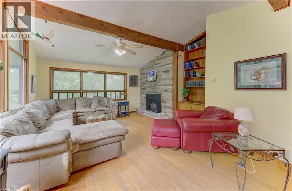 80 CHAPEL HILL Drive — photo 5 of 34