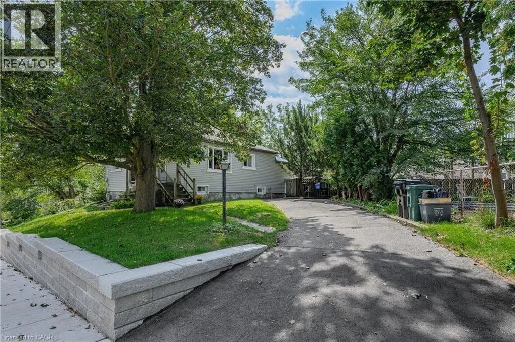 15 KERR Street — photo 4 of 50