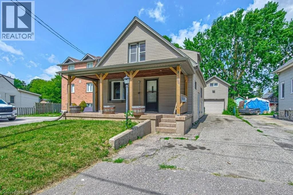 84 FRANKLIN Street S
