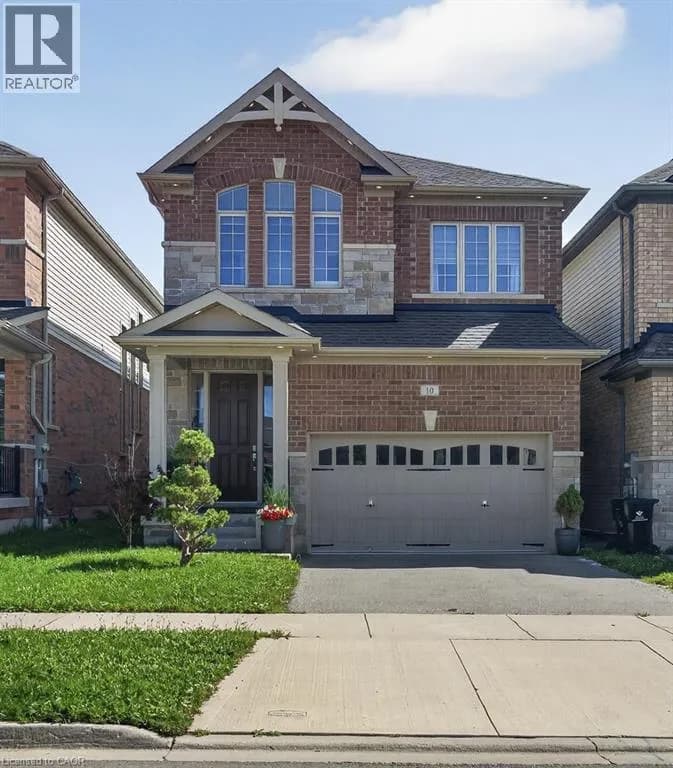10 REISTWOOD Drive