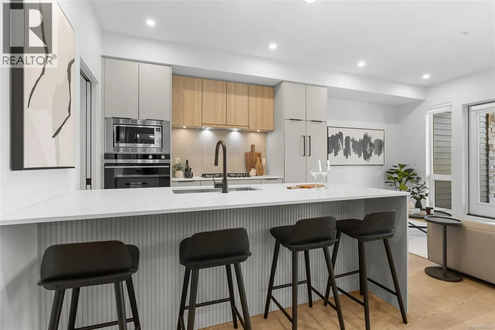 601 2341 Bear Mountain Pkwy — photo 3 of 36