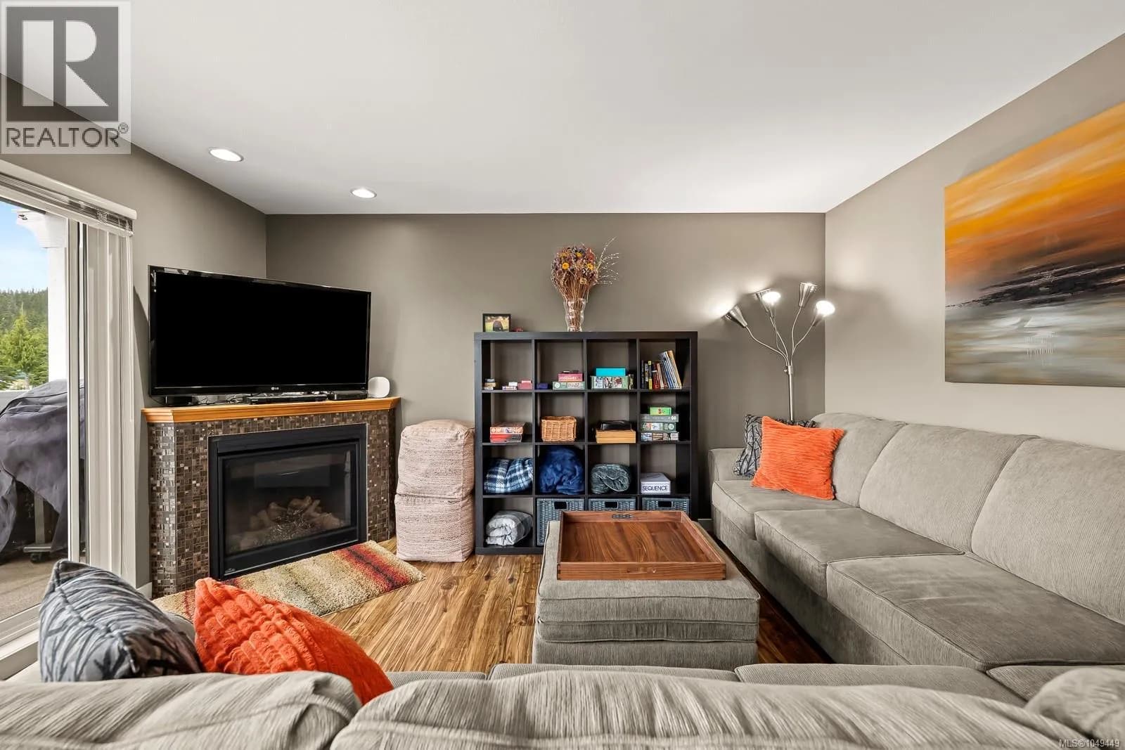 9 1370 Henry Rd — photo 3 of 45