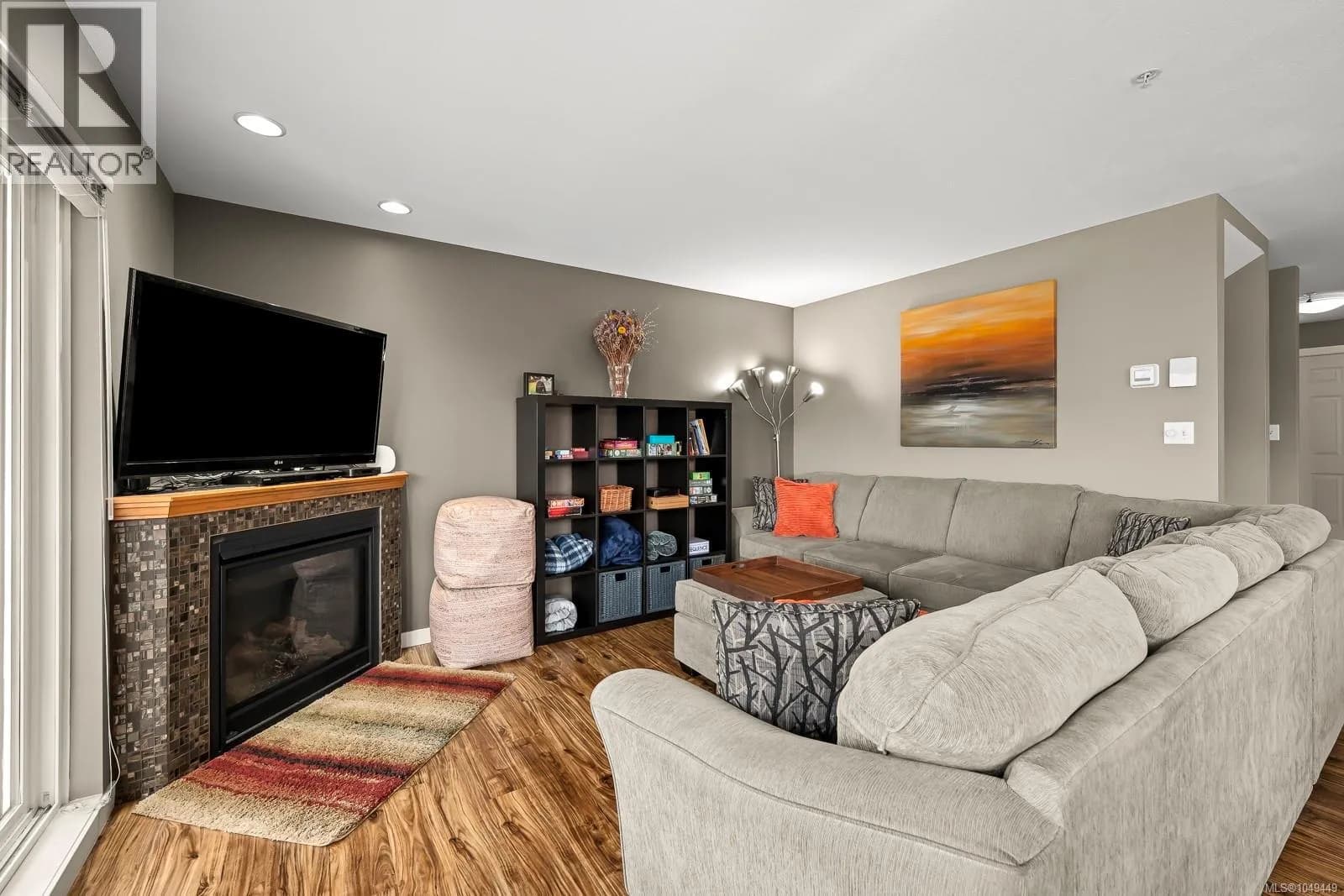 9 1370 Henry Rd — photo 4 of 45