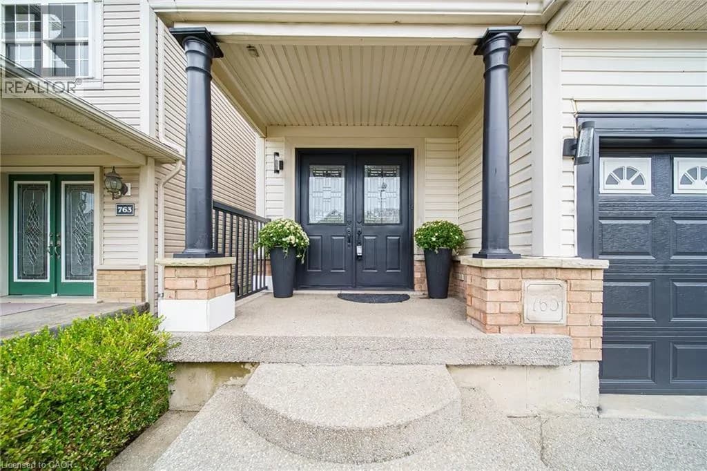 765 BRANDENBURG Boulevard — photo 4 of 46