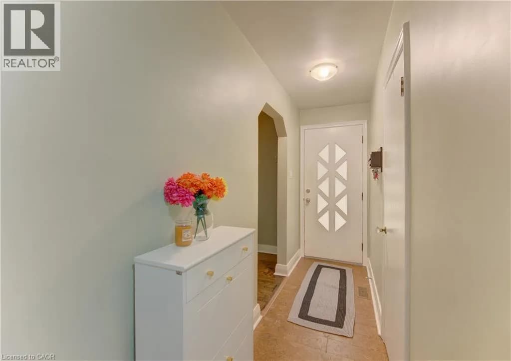 195 BELLEVIEW Avenue — photo 3 of 34