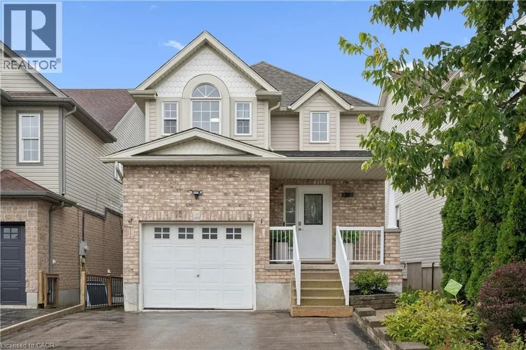 63 RED CLOVER Crescent