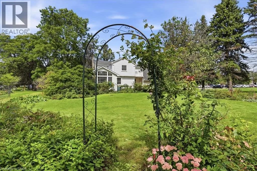 419 FORESTLAWN Road — photo 4 of 43