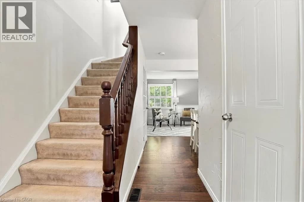 339 NORTHVIEW HEIGHTS Place — photo 4 of 30