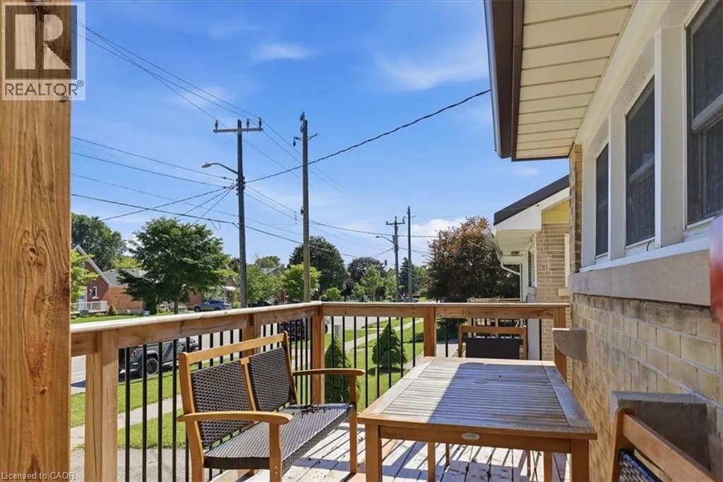 327 HIGHLAND Road E — photo 4 of 49