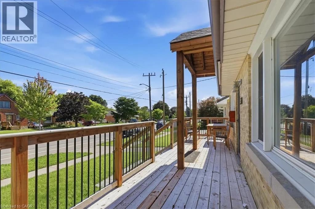 327 HIGHLAND Road E — photo 5 of 49
