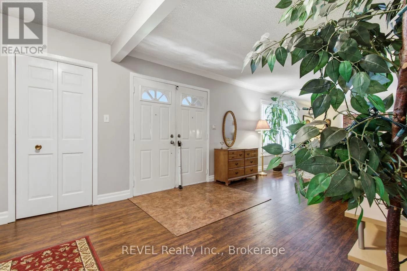 671 KILMAN ROAD — photo 3 of 50