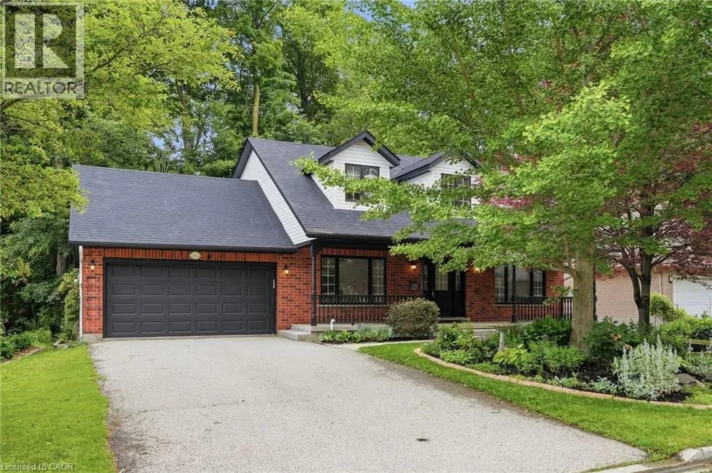 292 THORNCREST Drive