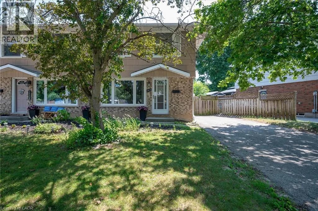 165 SELKIRK Drive