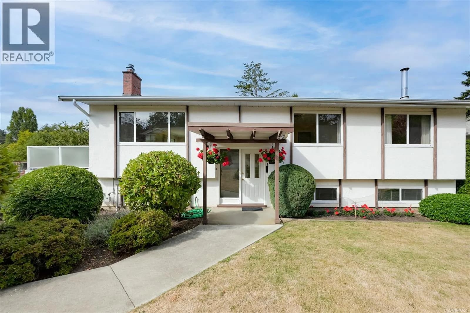 4218 Thornhill Cres