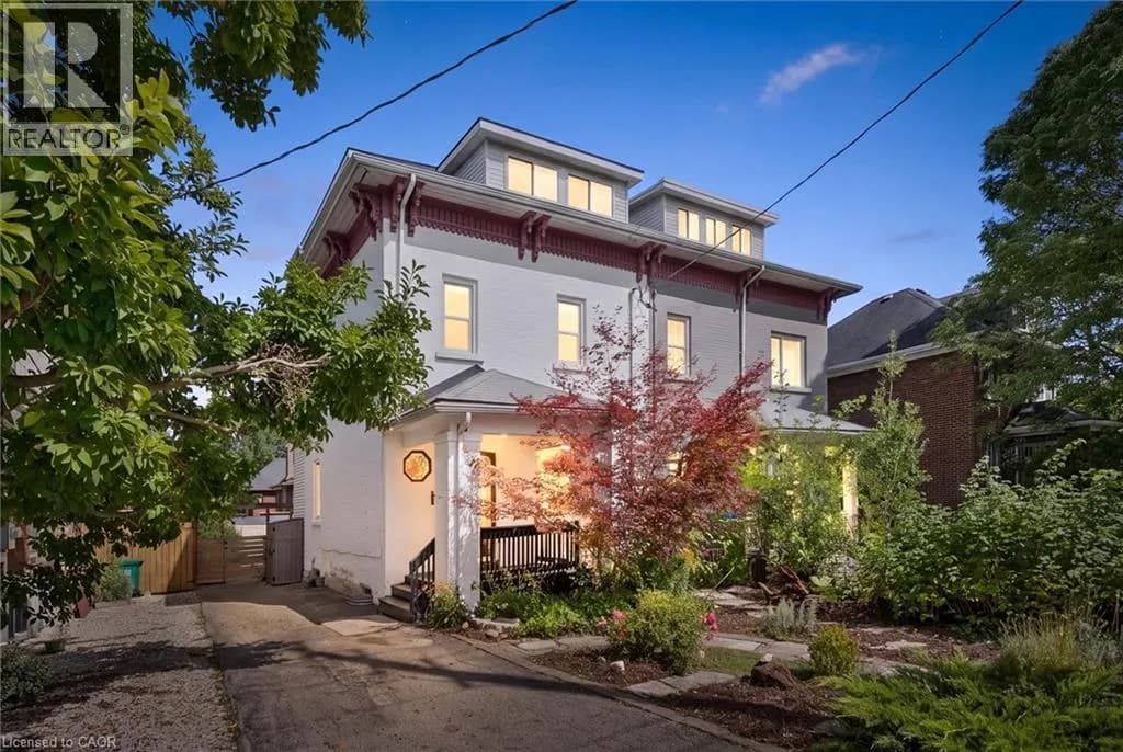 54 WILLOW Street