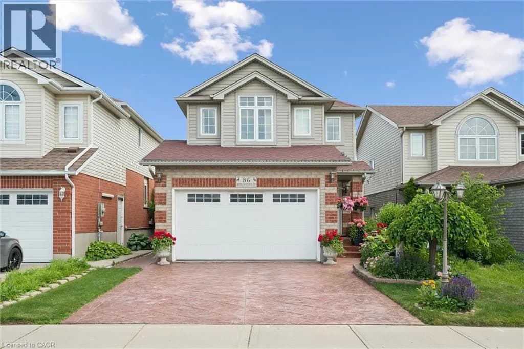 86 BRIDLEWREATH Street