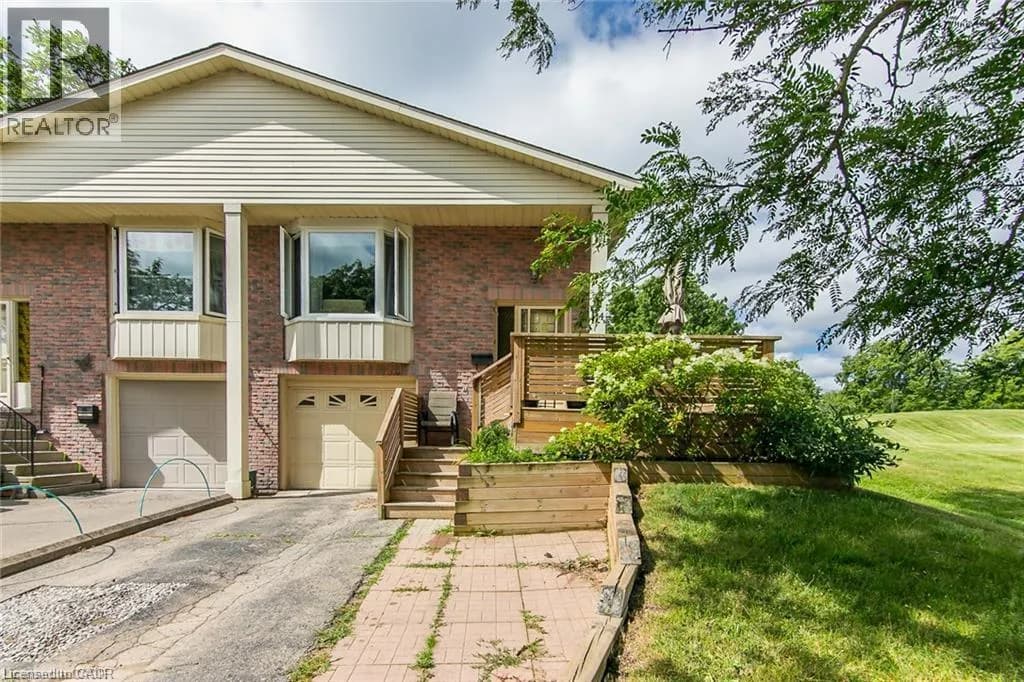 274 NORTHLAKE Drive Unit# B